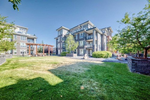 1210-95 Burma Star Road Sw, Calgary, AB - Outdoor