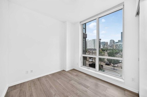 218-615 6 Avenue Se, Calgary, AB - Indoor Photo Showing Other Room