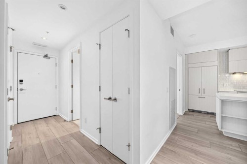 218-615 6 Avenue Se, Calgary, AB - Indoor Photo Showing Other Room