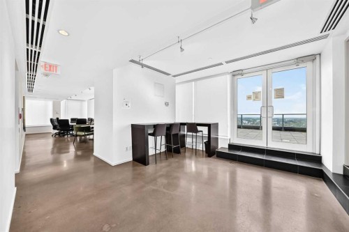 218-615 6 Avenue Se, Calgary, AB - Indoor Photo Showing Other Room