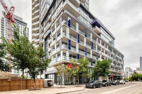 218-615 6 Avenue Se, Calgary, AB - Outdoor With Balcony With Facade
