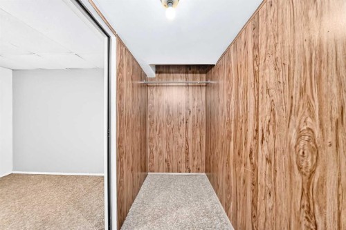 13-336 Rundlehill Drive Ne, Calgary, AB - Indoor Photo Showing Other Room