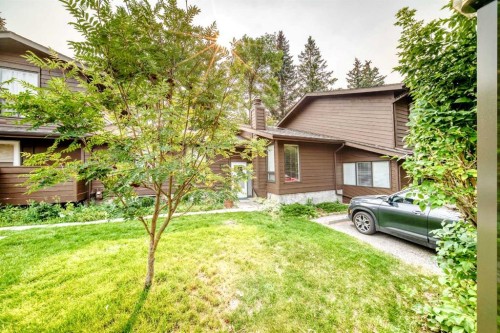 13-336 Rundlehill Drive Ne, Calgary, AB - Outdoor