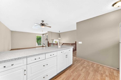13-336 Rundlehill Drive Ne, Calgary, AB - Indoor Photo Showing Other Room