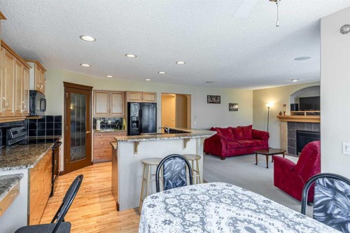 23 Royal Oak Terrace Nw, Calgary, AB - Indoor Photo Showing Kitchen