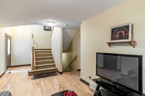 23 Royal Oak Terrace Nw, Calgary, AB - Indoor Photo Showing Other Room