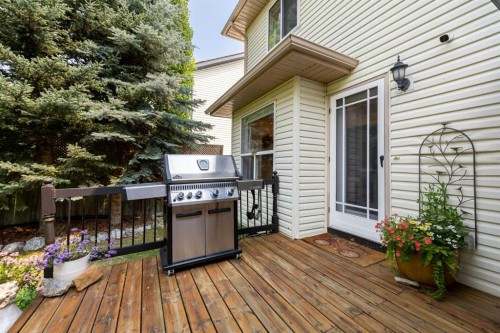 100 Bow Ridge Crescent, Cochrane, AB 