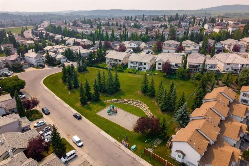 100 Bow Ridge Crescent, Cochrane, AB 