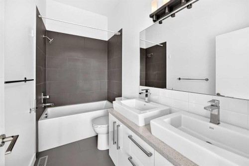 1803-1530 Bayside Avenue, Airdrie, AB - Indoor Photo Showing Bathroom