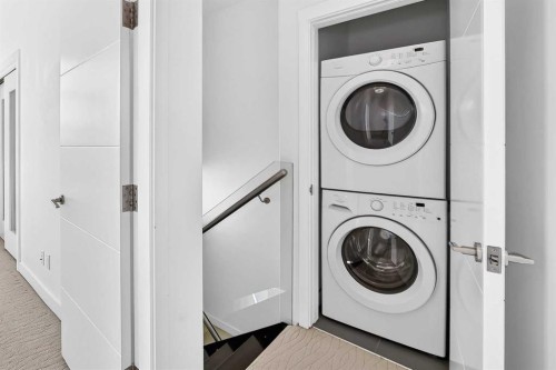 1803-1530 Bayside Avenue, Airdrie, AB - Indoor Photo Showing Laundry Room
