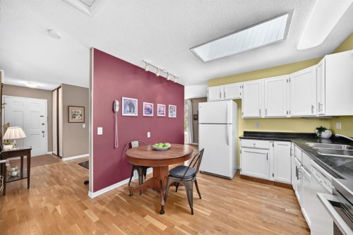 91 Templehill Drive Ne, Calgary, AB - Indoor