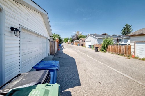 91 Templehill Drive Ne, Calgary, AB - Outdoor With Exterior