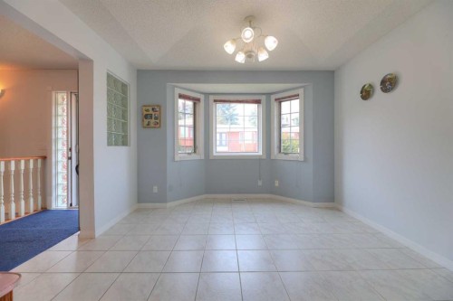8 Prominence Path Sw, Calgary, AB - Indoor Photo Showing Other Room