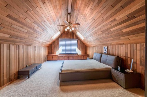 240 Canterville Drive Sw, Calgary, AB - Indoor Photo Showing Bedroom