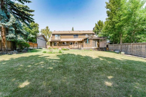 240 Canterville Drive Sw, Calgary, AB - Outdoor