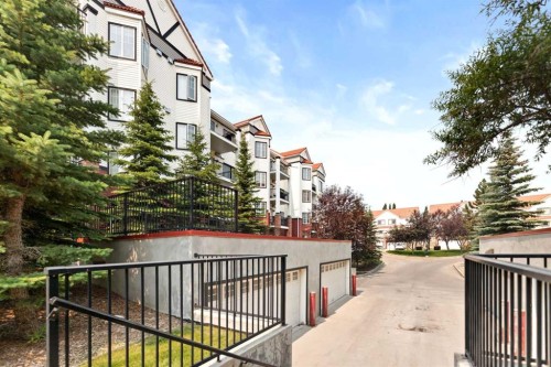 205-20 Royal Oak Plaza Nw, Calgary, AB - Outdoor