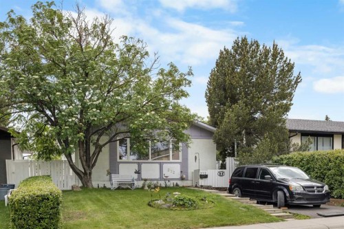 272 Huntington Close Ne, Calgary, AB - Outdoor