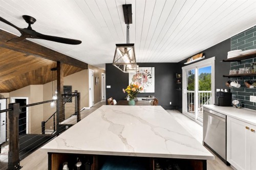 218 8 Avenue Ne, Sundre, AB - Indoor