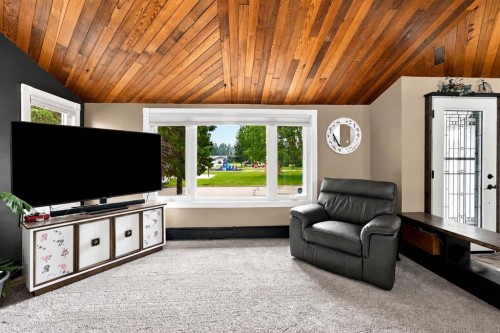 218 8 Avenue Ne, Sundre, AB - Indoor