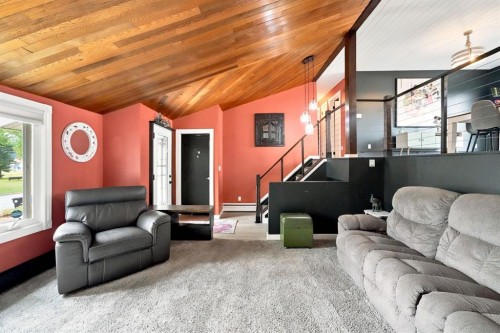 218 8 Avenue Ne, Sundre, AB - Indoor