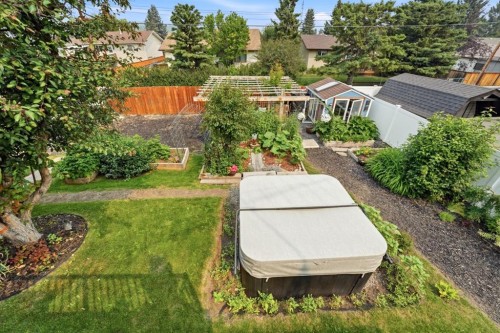 218 8 Avenue Ne, Sundre, AB - Outdoor