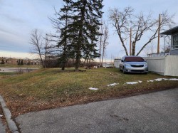 2005 62 Avenue SE Calgary, AB T2C 0C2