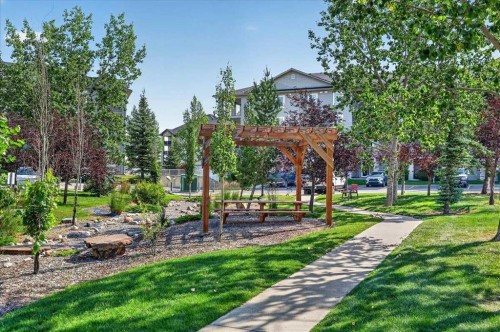 5308A-604 8 Street Sw, Airdrie, AB - Outdoor