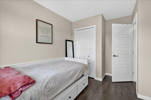 2003-280 Williamstown Close Nw, Airdrie, AB - Indoor Photo Showing Bedroom