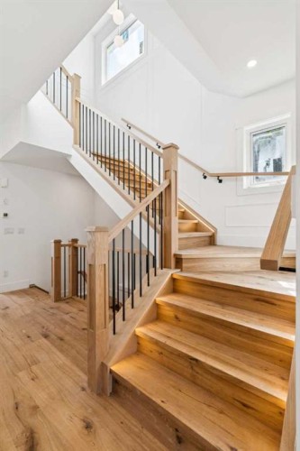 2609 5 Avenue Nw, Calgary, AB - Indoor Photo Showing Other Room