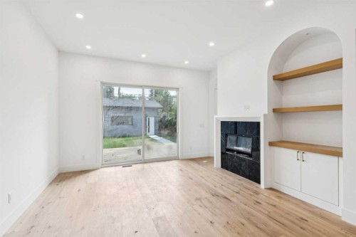 2609 5 Avenue Nw, Calgary, AB - Indoor