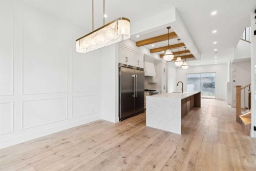 2609 5 Avenue Nw, Calgary, AB - Indoor Photo Showing Kitchen