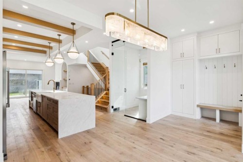 2609 5 Avenue Nw, Calgary, AB - Indoor
