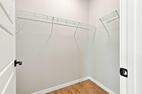 945 Chinook Winds Sw, Airdrie, AB - Indoor With Storage