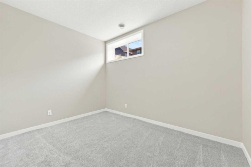 945 Chinook Winds Sw, Airdrie, AB - Indoor Photo Showing Other Room