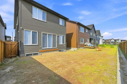 945 Chinook Winds Sw, Airdrie, AB - Outdoor