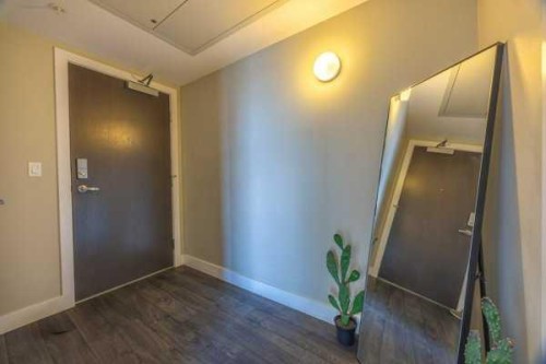 2407-1188 3Rd Street Se, Calgary, AB - Indoor Photo Showing Other Room