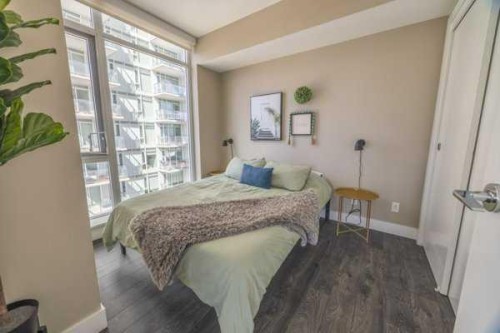 2407-1188 3Rd Street Se, Calgary, AB - Indoor Photo Showing Bedroom