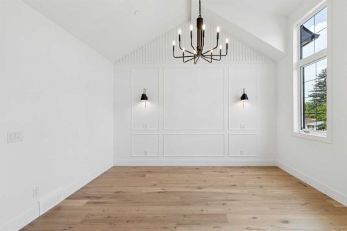 2607 5 Avenue Nw, Calgary, AB - Indoor Photo Showing Other Room