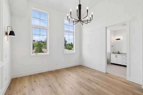 2607 5 Avenue Nw, Calgary, AB - Indoor Photo Showing Other Room
