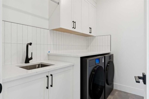 2607 5 Avenue Nw, Calgary, AB - Indoor Photo Showing Laundry Room