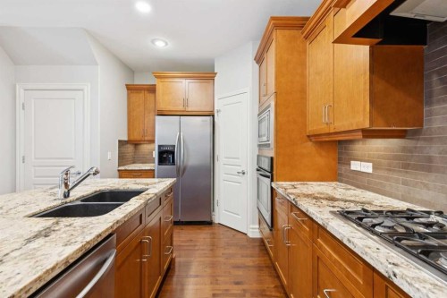 2-133 12 Avenue Nw, Calgary, AB 