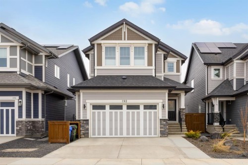 192 Magnolia Manor Se, Calgary, AB - Outdoor With Facade