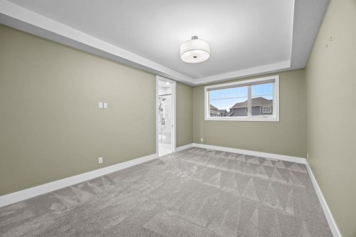 192 Magnolia Manor Se, Calgary, AB - Indoor Photo Showing Other Room