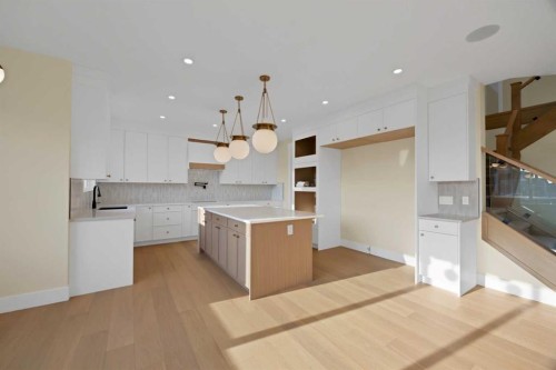 506 Waterford Rise, Chestermere, AB - Indoor Photo Showing Kitchen