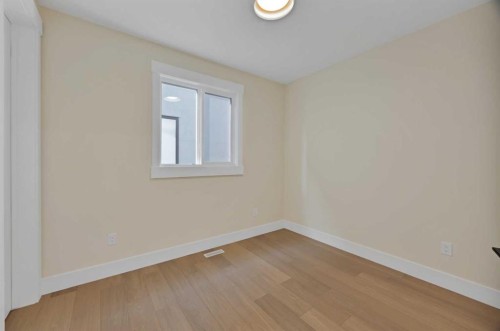 506 Waterford Rise, Chestermere, AB - Indoor Photo Showing Other Room