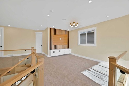 506 Waterford Rise, Chestermere, AB - Indoor Photo Showing Other Room
