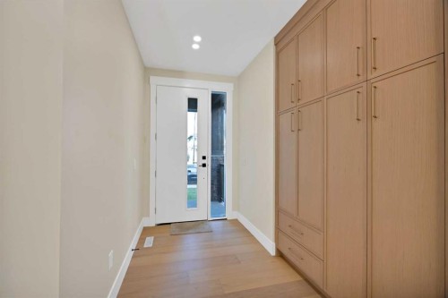506 Waterford Rise, Chestermere, AB - Indoor Photo Showing Other Room