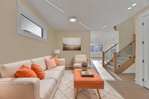 506 Waterford Rise, Chestermere, AB - Indoor Photo Showing Living Room