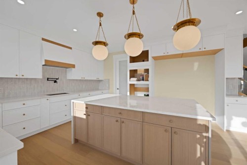 506 Waterford Rise, Chestermere, AB - Indoor Photo Showing Kitchen