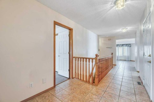 33 Riverview Point Se, Calgary, AB - Indoor Photo Showing Other Room